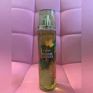 Crisp orchard leaves- bath&body works